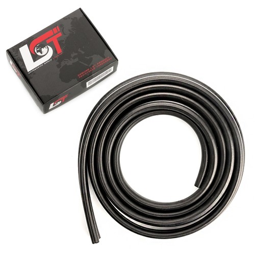 Tailgate door seal - door,