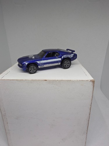 Hot wheels mustang mach - '70,