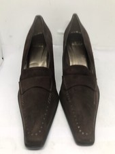 Stuart Weitzman Dark Brown Court Shoes Size 6.5 (H21) 