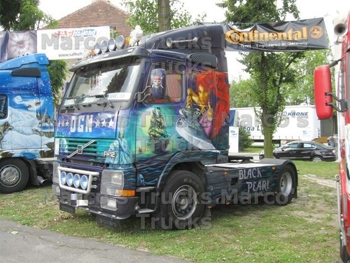 Truck photo volvo - truck,