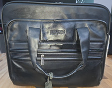 Kenneth Cole Reaction Case