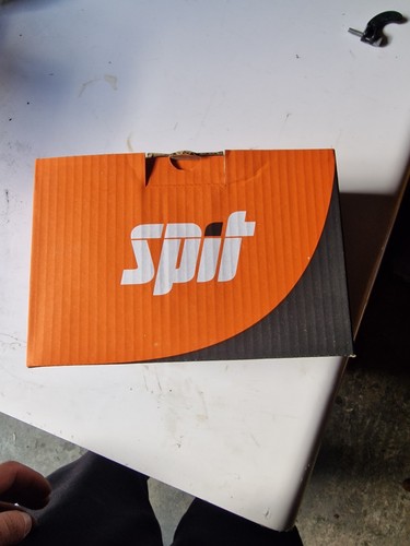 Spit pulsa nails - spit,