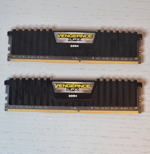 Corsair vengeance lpx 16gb - corsair,