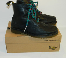Dr  MARTENS. Doc's  DM's. Fitzroy Wingtip Brogue Boot UK9 in black