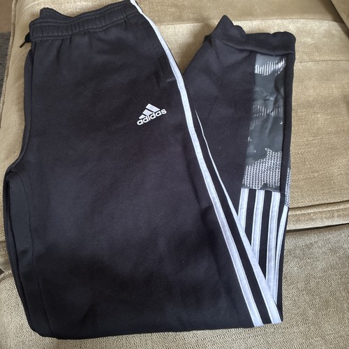 Boys adidas black stripe - black,