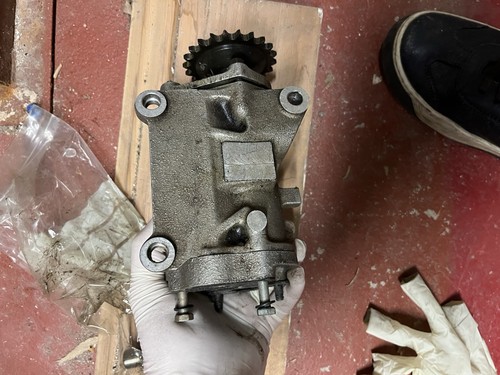 Ferrari 308 dry sump - ferrari, pump
