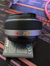 Lumix G 20mm F1.7 RARE Silver Pancake lens M4/3 Mount in EXC With Lens Caps