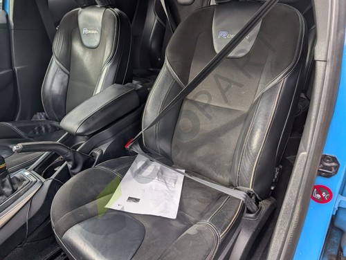 Volvo v40 mk3 525 right - v40,