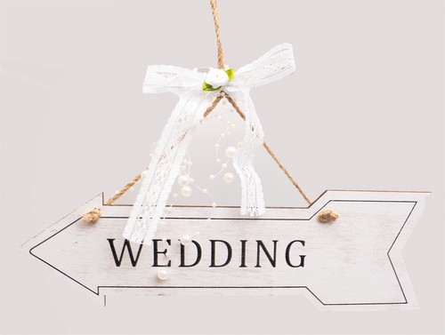 Wedding love pointing - love,