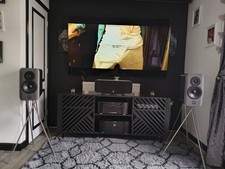 Q Acoustics Concept 300
