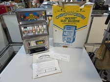 OLD VINTAGE CASINO CROWN OLD VINTAGE "JACKPOT" SLOT MACHINE TOY ENTERTAINMENT ON