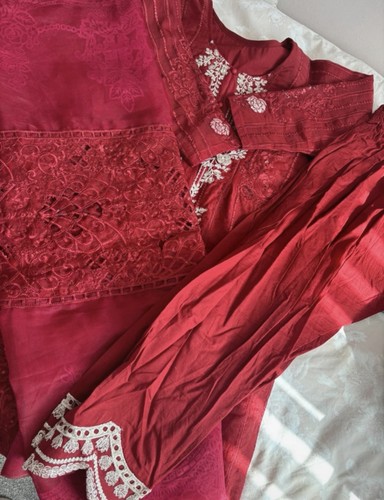 Women red embroidered - red,