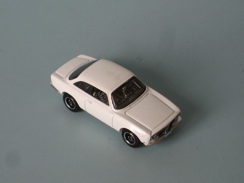 Matchbox 1965 alfa romeo - alfa,