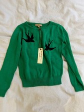 I love Gorgeous green sweater