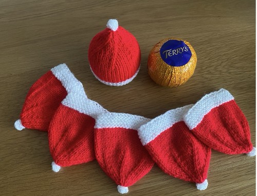 Set hand knitted - set,