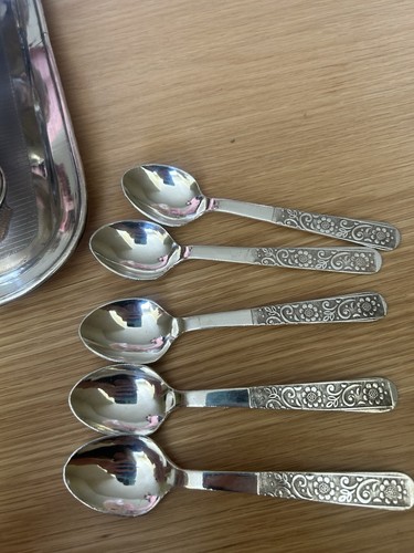 Silver plate teaspoons - silver,