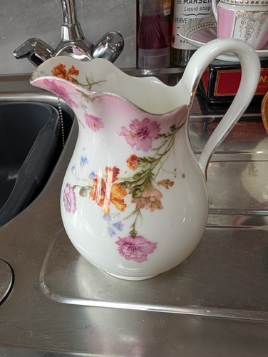 Vintage royal doulton - milk, jug