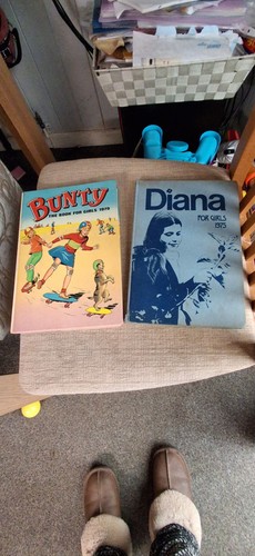 Vintage girls annuals diane - girls,