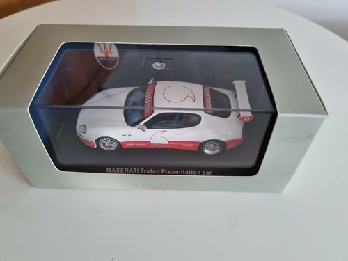 Scale model maserati - 1/43,