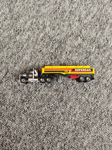 Vintage 1981 matchbox petrol - 1981,