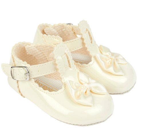 Baby shoes ivory patent soft - ivory,