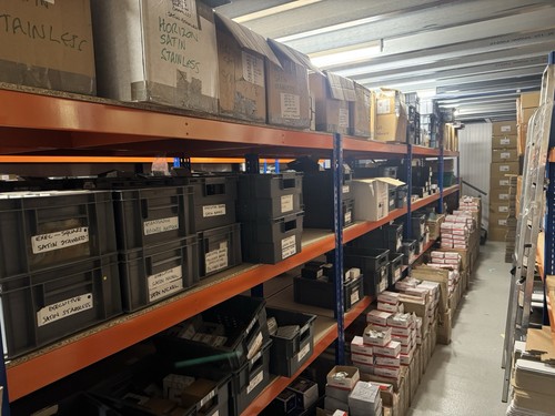 100 wholesale job lot - x,