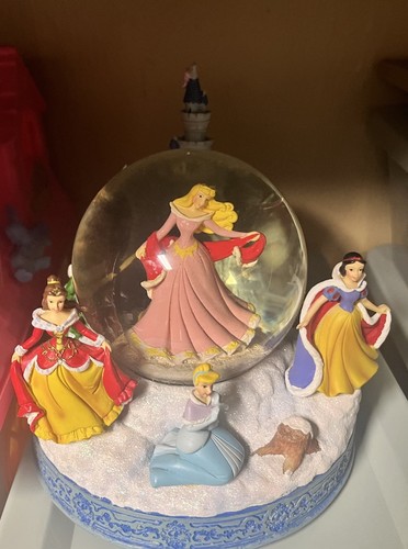 Disney princess christmas snow - disney,