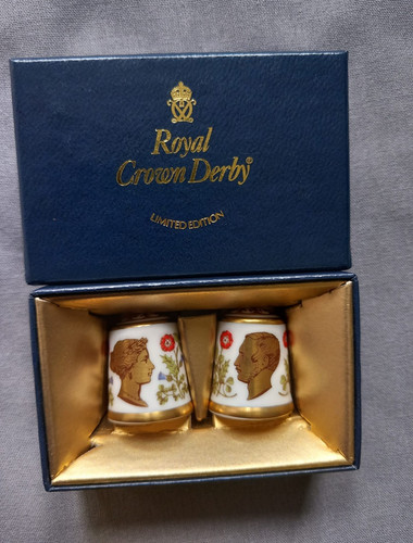 Royal crown derby - victoria, &