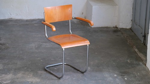 Bauhaus cantilever armchair - cantilever,