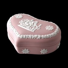 WEDGWOOD Jasperware Handcrafted Pink Heart Shaped Trinket Box