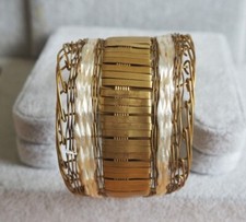 Unusual gold and cream coloured raffia ribbon woven bracelet new without tags 