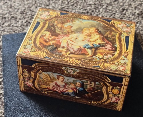 Vintage tin repro antique - vintage,