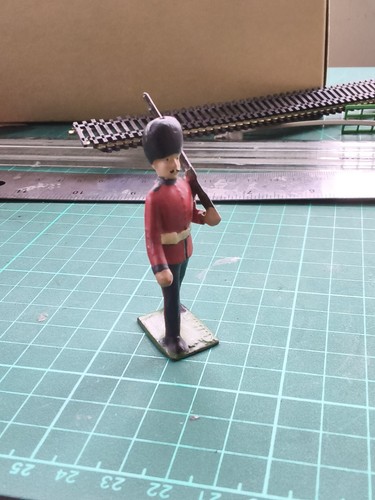 Vintage lead toy - vintage, soldiers