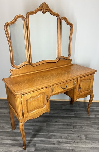Vintage dressing table - vintage,