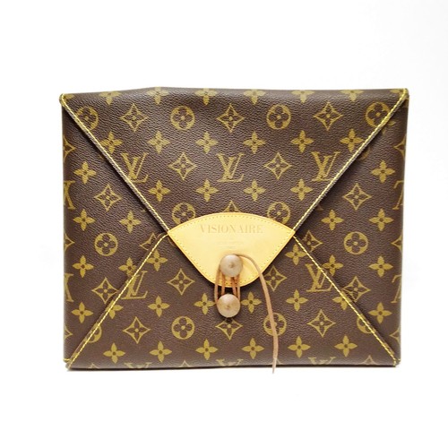 Louis vuitton clutch - louis,