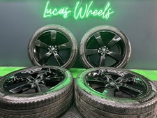 Land Rover Defender 22" Alloy