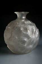 ANTIQUE RENE LALIQUE ORMEAUX