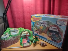 Soundtech Carlton Thunderbirds Tracy Island 1999 working sounds boxed with TBs