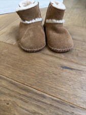 UGG Baby Uggs 0-6 Months Sand