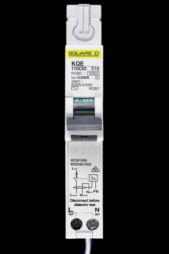 Square amp curve - d,