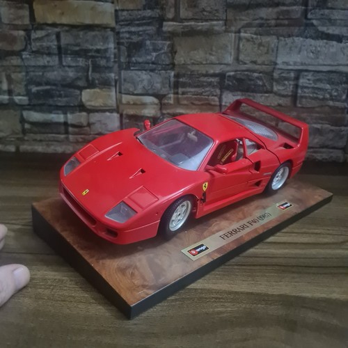 Burago ferrari f40 on - ,