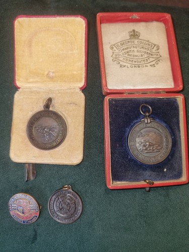 Life saving medals - saving, 1
