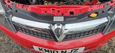 VAUXHALL ASTRA SRI MK5 3 DR 2005-2010 FRONT BUMPER GRILLE UPPER