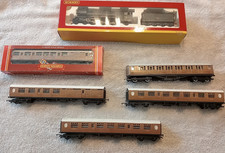 HORNBY OO GAUGE BR 4-6-2 CLASS A3 'FLYING FOX' No, 60106 IN GREEN AND 5 TEAK COA