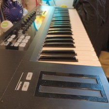 Komplete Kontrol S49 MK1