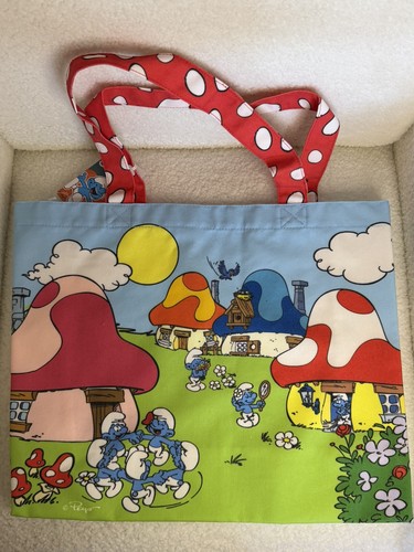 Genuine loungefly the smurfs - loungefly,