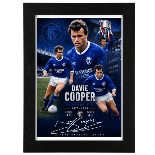 Davie cooper signed autograph - davie,