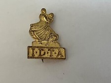 Vintage IDTA International Dance Teacher Association Gold Tone Pin Badge Brooch