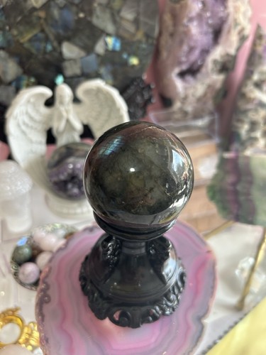 Labradorite sphere 273g - labradorite,