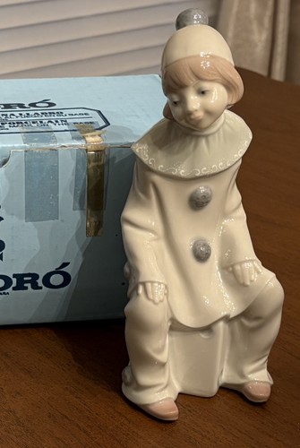 Lladro porcelain figurine - lladro,